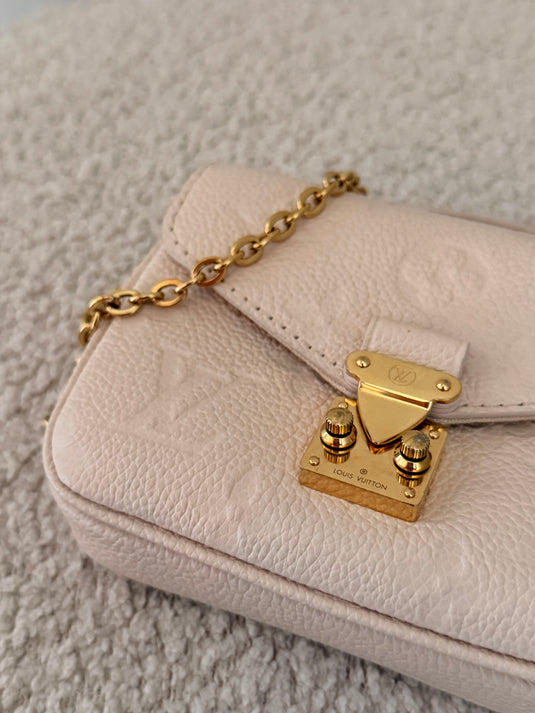 Translation missing: en.Louis Vuitton Micro Métis