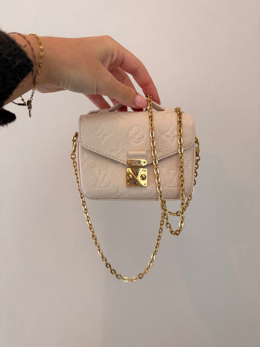 Translation missing: en.Louis Vuitton Micro Métis