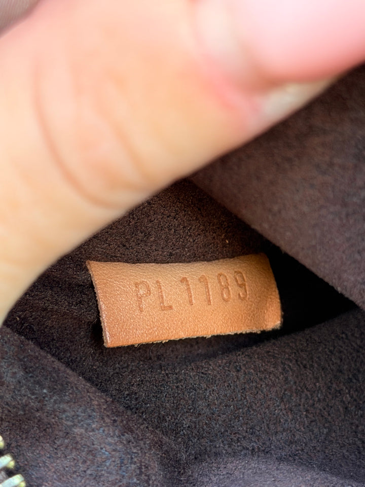 Translation missing: en.Louis Vuitton Pochette Métis