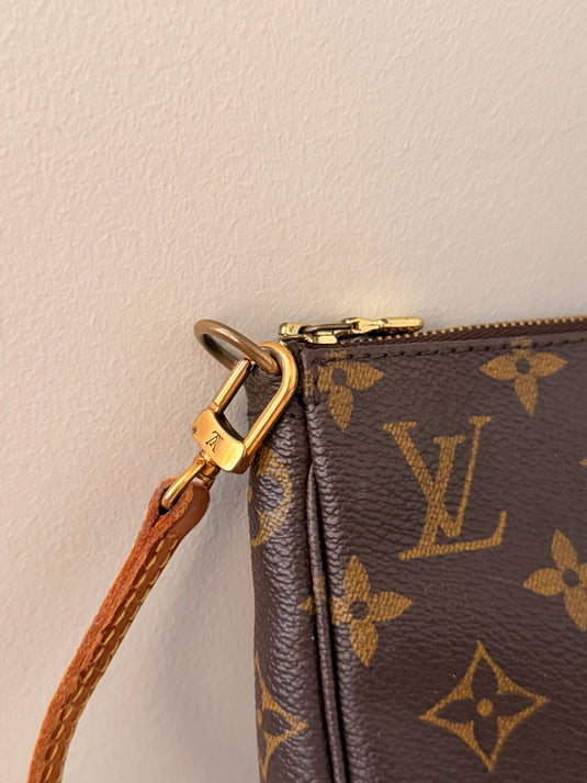 Translation missing: en.Louis Vuitton Pochette Accessoires