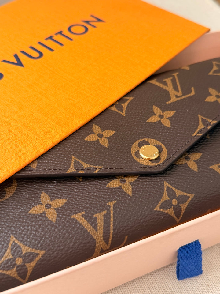 Translation missing: en.Louis Vuitton Sarah Wallet