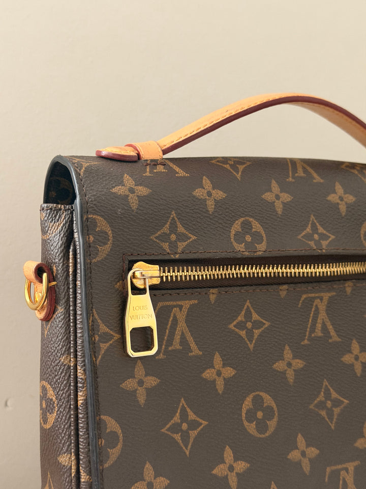 Translation missing: en.Louis Vuitton Pochette Métis