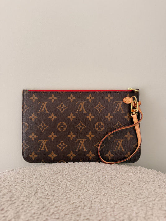Translation missing: en.Louis Vuitton Pochette Neverfull MM