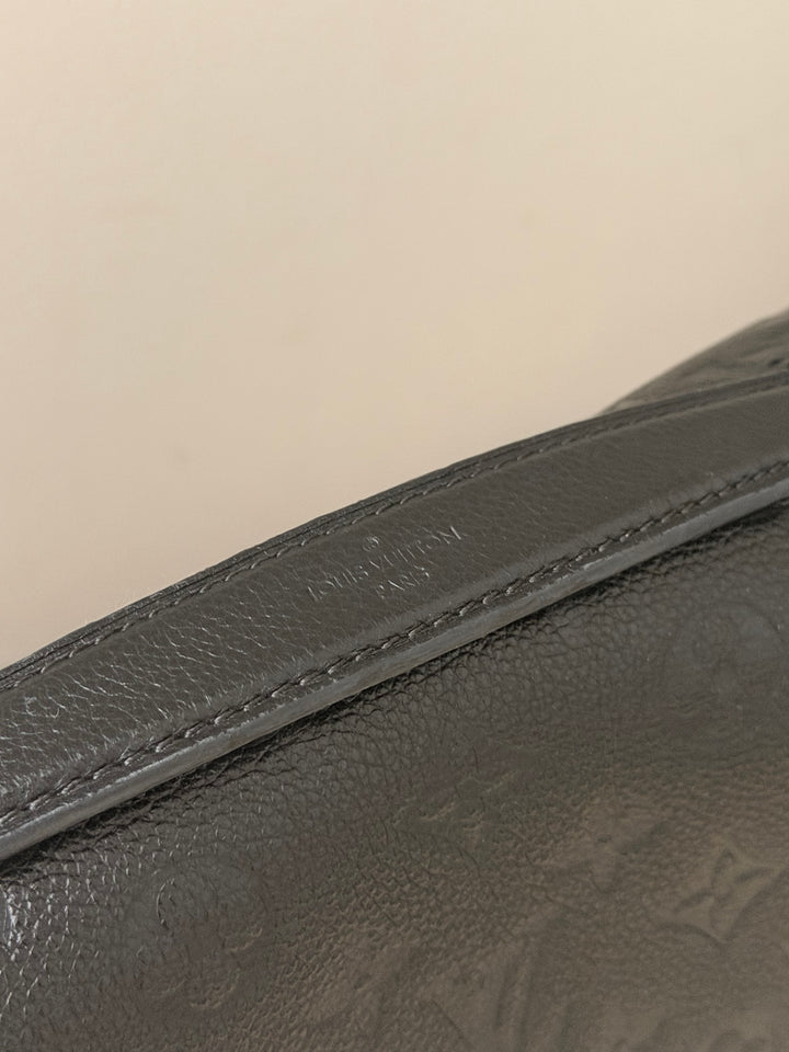 Translation missing: en.Louis Vuitton Pochette Métis