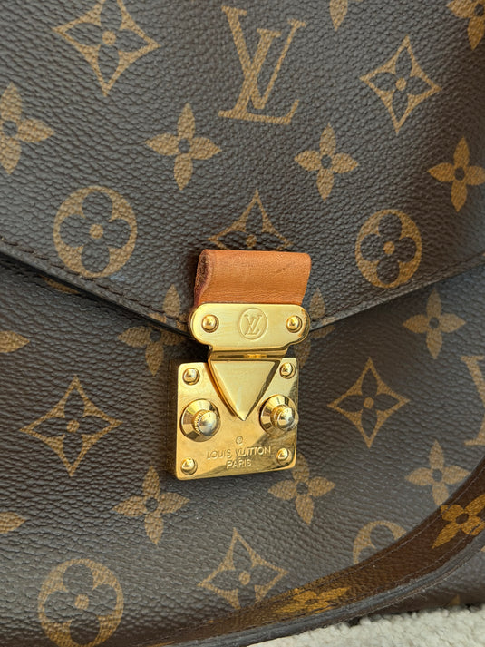 Translation missing: en.Louis Vuitton Pochette Métis