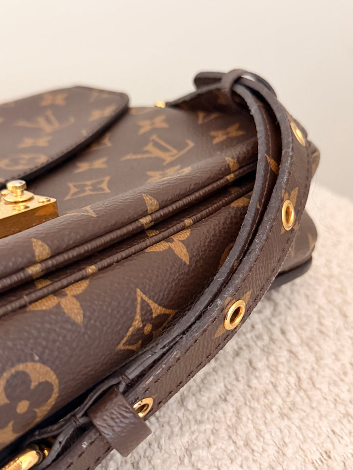Translation missing: en.Louis Vuitton Pochette Métis
