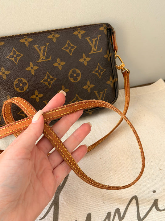 Translation missing: en.Louis Vuitton Pochette Accessoires