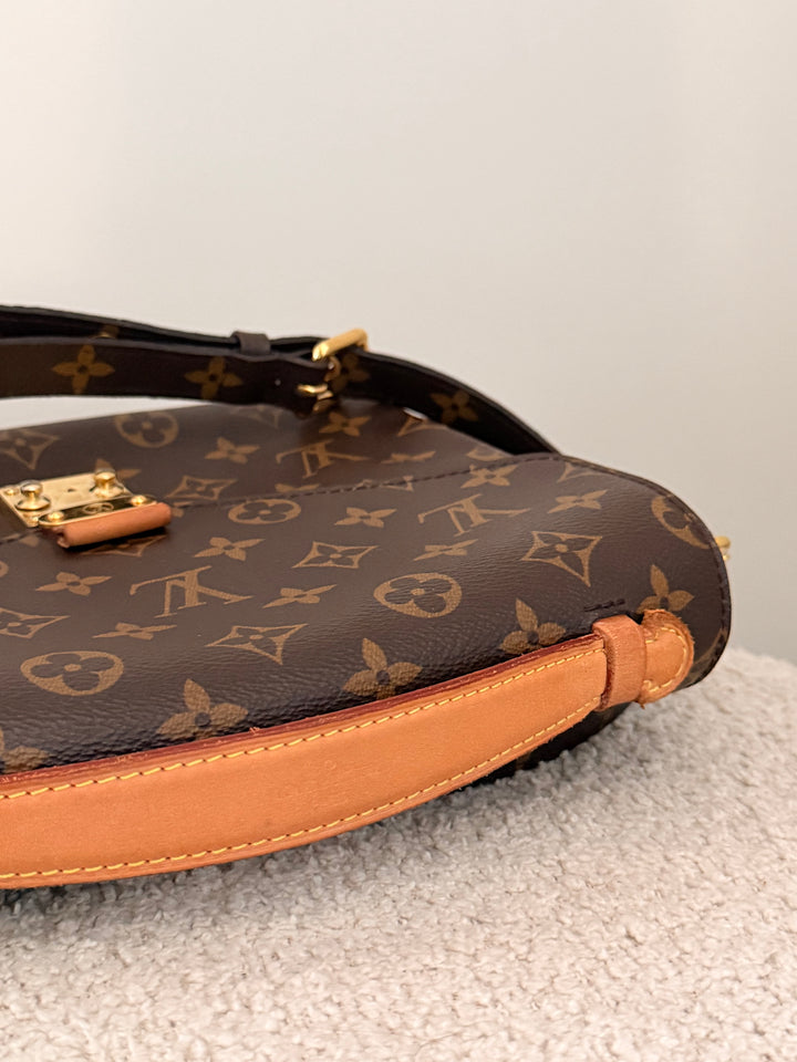 Translation missing: en.Louis Vuitton Pochette Métis