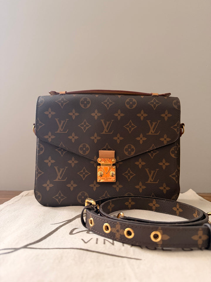 Translation missing: en.Louis Vuitton Pochette Métis
