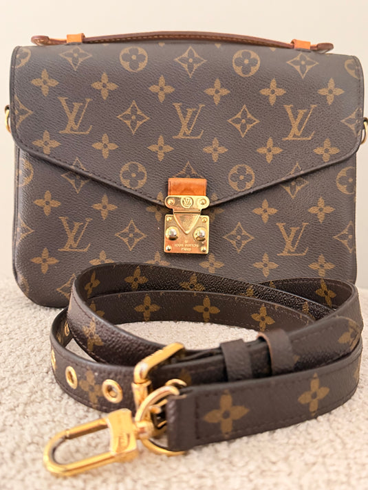 Translation missing: en.Louis Vuitton Pochette Métis