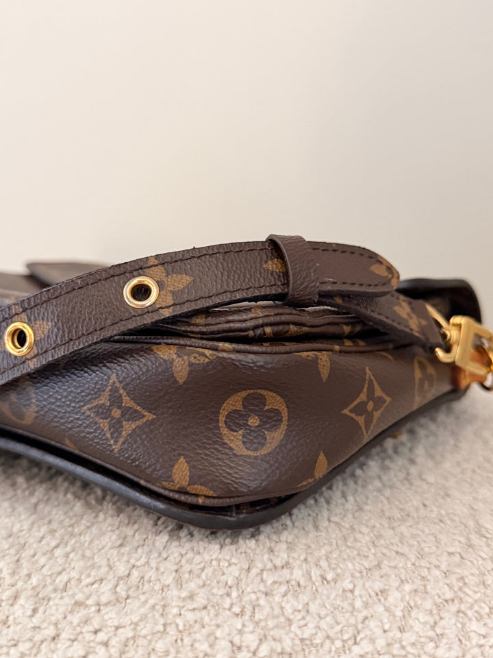 Translation missing: en.Louis Vuitton Pochette Métis