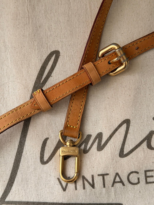 Translation missing: en.Louis Vuitton Bandoulière 90cm
