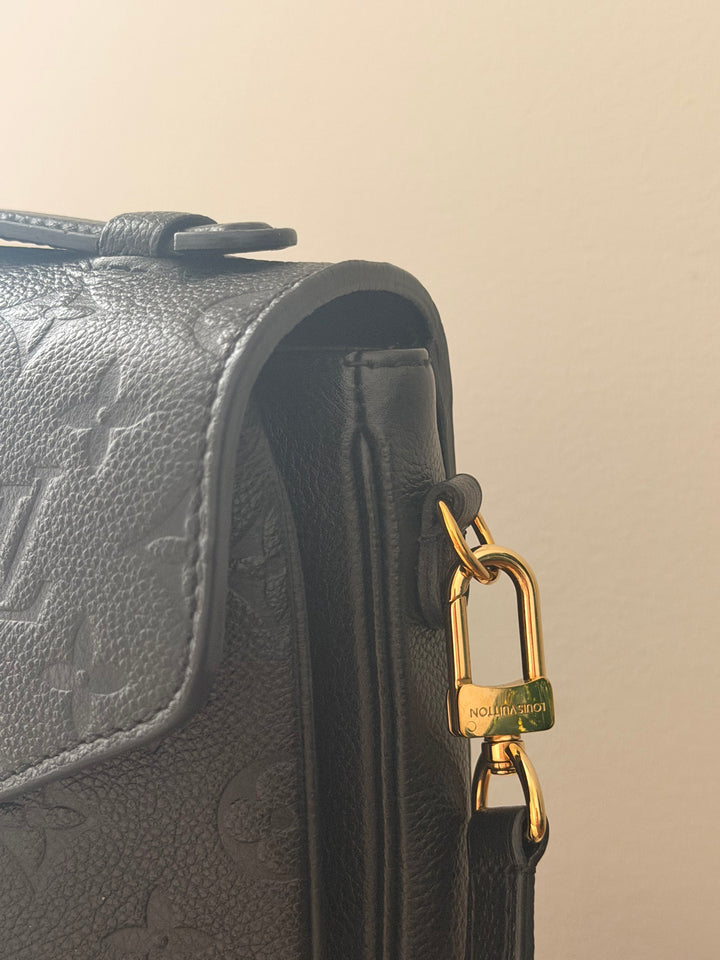 Translation missing: en.Louis Vuitton Pochette Métis