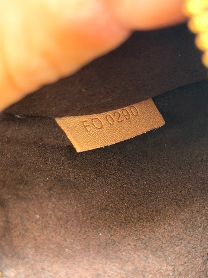 Translation missing: en.Louis Vuitton Pochette Métis