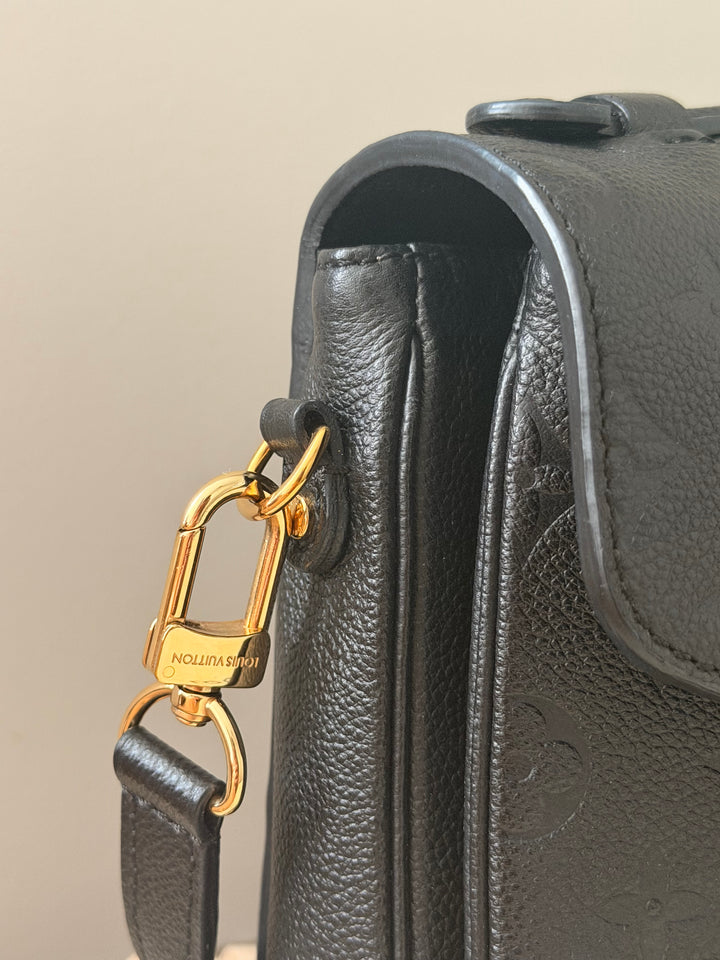Translation missing: en.Louis Vuitton Pochette Métis
