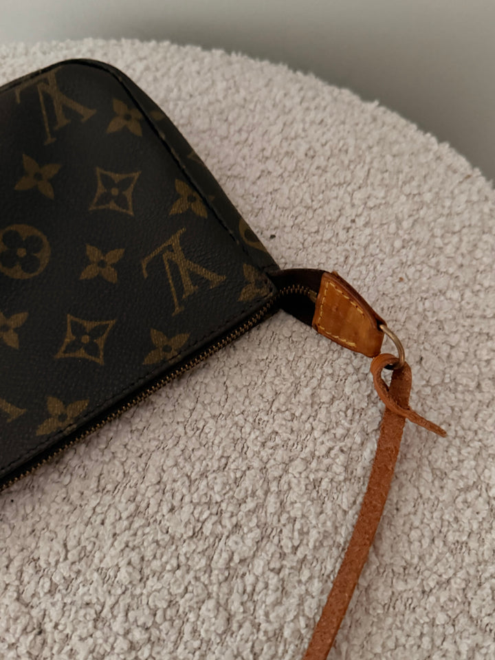 Translation missing: en.Louis Vuitton Pochette Accessoires