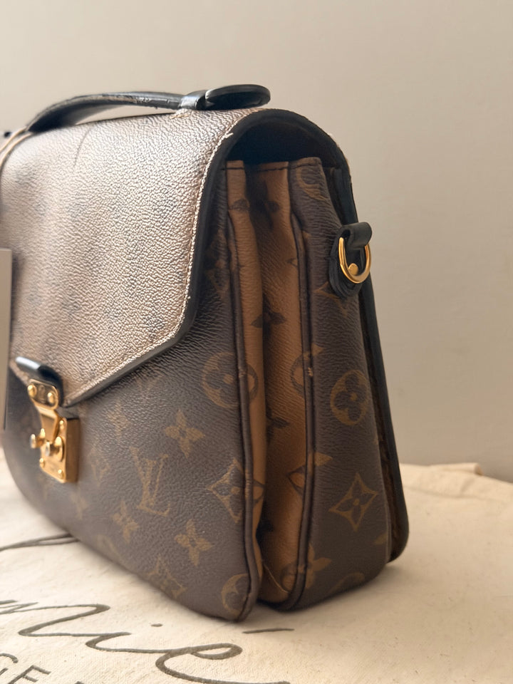 Translation missing: en.Louis Vuitton Métis Pochette