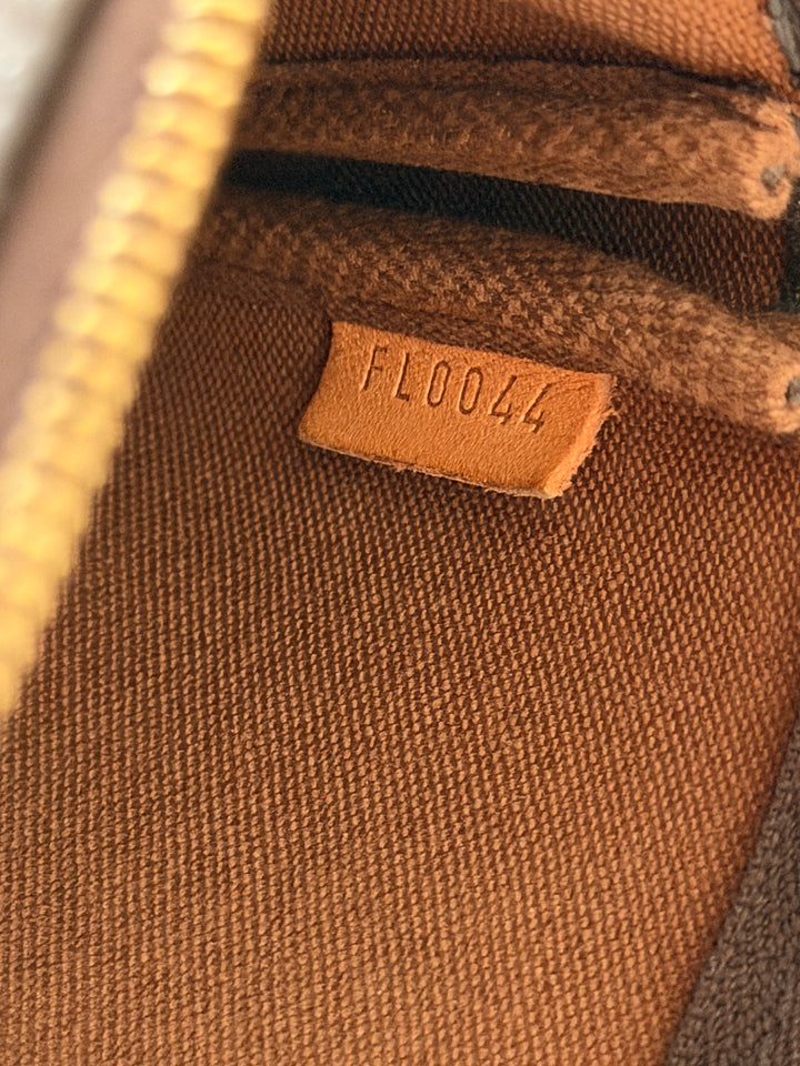Translation missing: en.Louis Vuitton Bucket PM