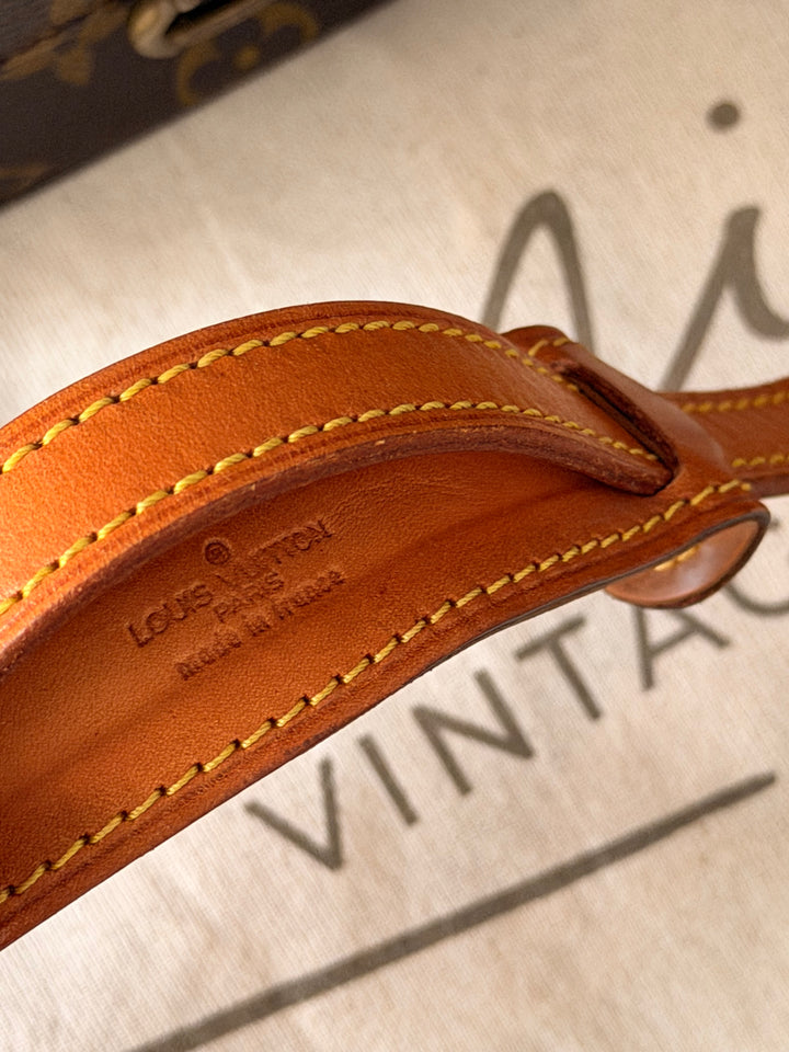Translation missing: en.Louis Vuitton Saint Cloud PM